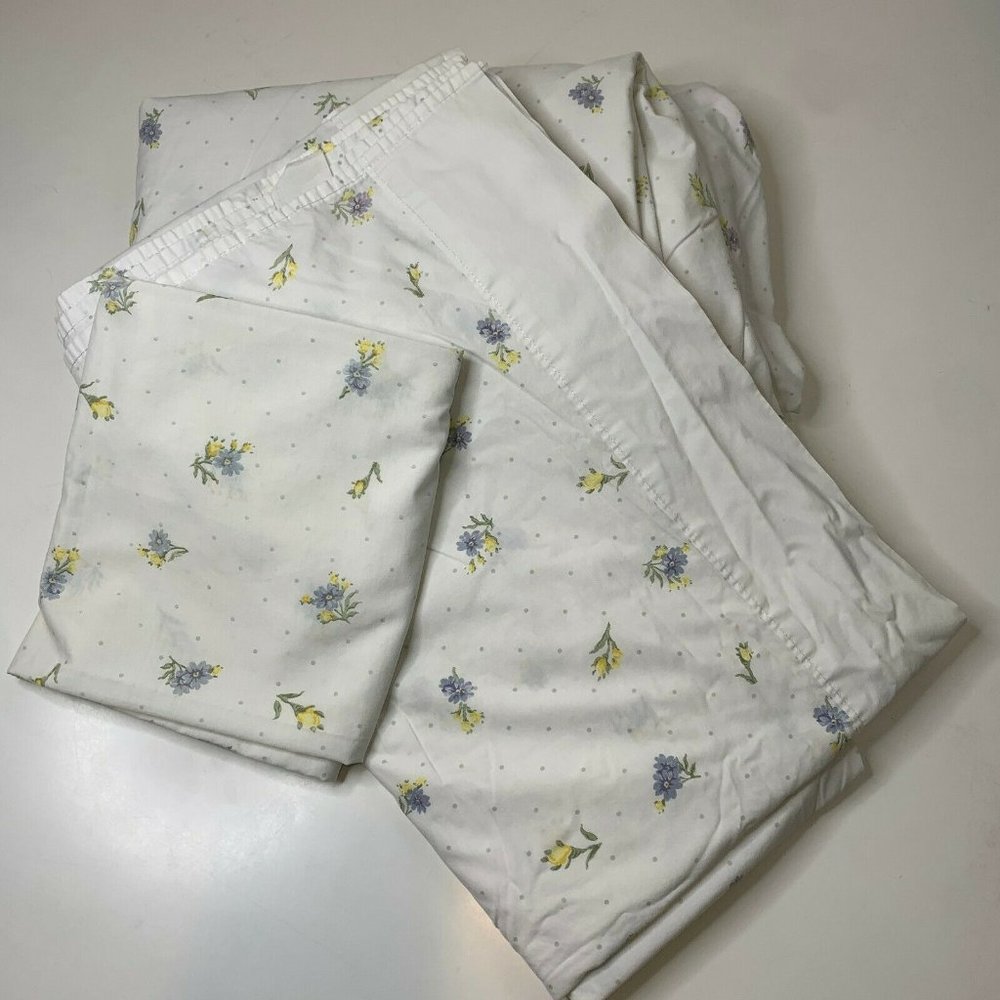 vintage sheet set white with blue flowers cannon b